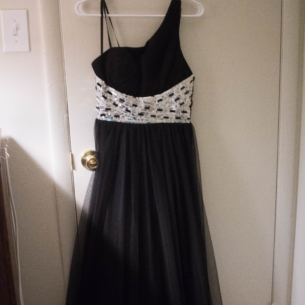 BEAUTIFUL Prom Dress